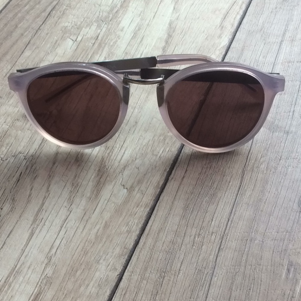 Madewell Light lavender round framed sunglasses